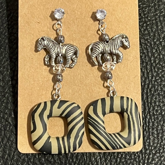 Zebra - Picture 1 of 1